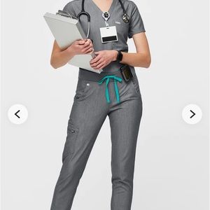 Figs Scrub jogger pants in heathered gray size small